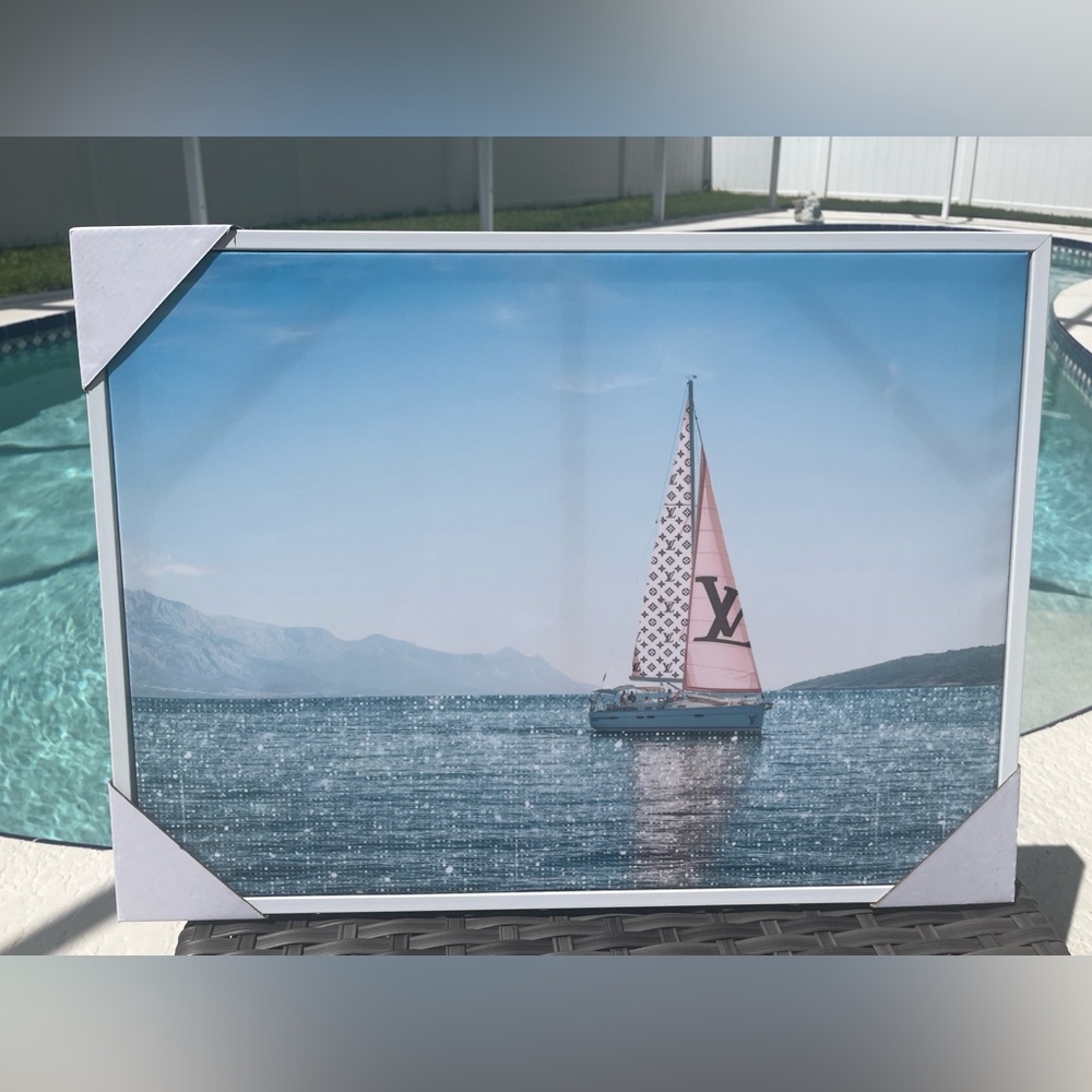 Gorgeous Fashion Sailboat Canvas Art ✨💖
Large 24”L x 18” W
